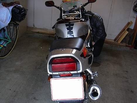 Honda CBR 900  Fireblade SOLGT billede 12