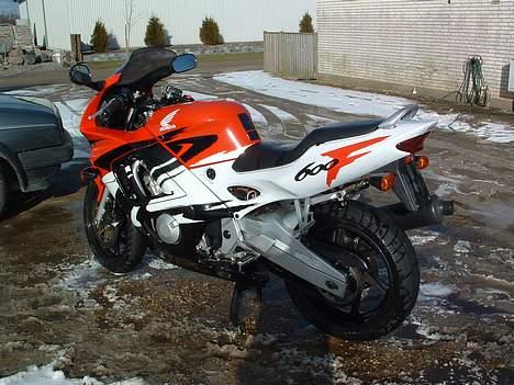 Honda CBR600F F3 billede 4