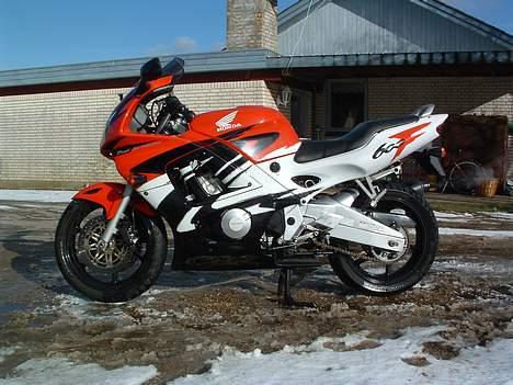 Honda CBR600F F3 billede 6