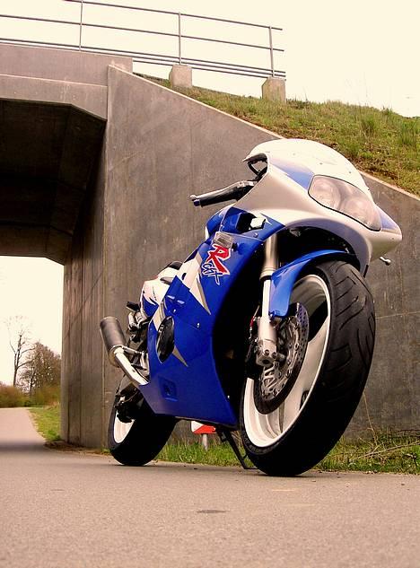 Suzuki Gsx-r 400 R SP " Solgt " billede 9