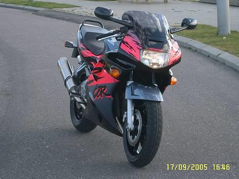 Honda CBR 600 RIP. 4/7 2011 billede 1