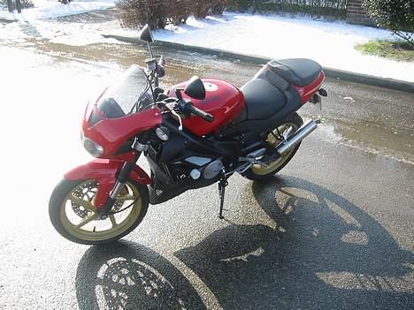 Aprilia Tuono 125 billede 8