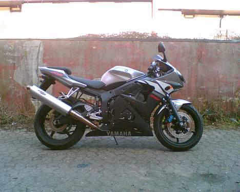 Yamaha YZF R6 - SOLGT billede 4