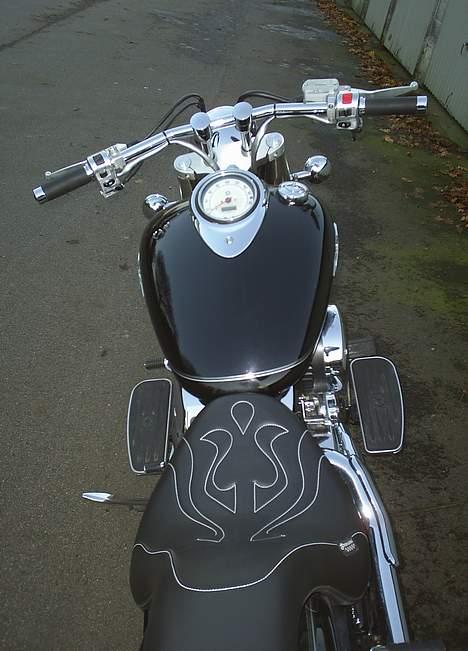 Yamaha xvs 1100 classic billede 5