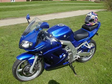 Suzuki SV 650 S  (SOLGT i 2006) billede 1