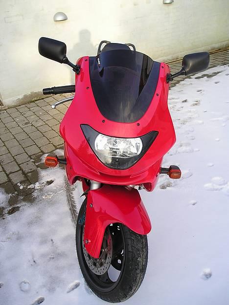 Yamaha YZF 600 R solgt billede 1
