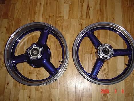 Suzuki gsxr - så kom farver på  billede 11