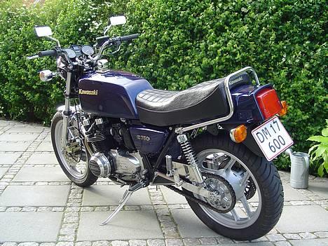 Kawasaki Z750E - 34 år og klar til udfordringer! billede 1