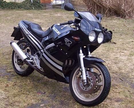 Suzuki GSXR 250 billede 2