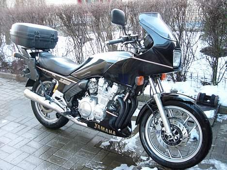 Yamaha XJ 900F - Efter en tur på 80 km, Tirsdag d.7 Marts, herlig tur, men skulle vaskes "salt" billede 1