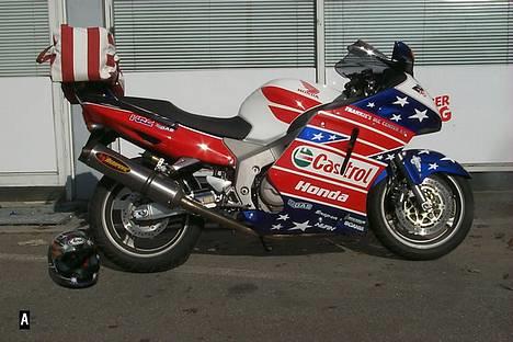 Honda CBR 1100 XX Blackbird billede 4