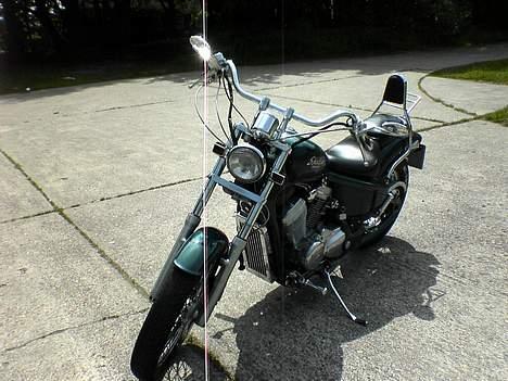 Honda VT 600 shadow billede 3