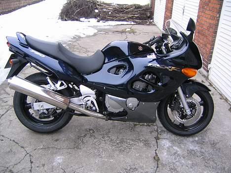 Suzuki GSX 750 F  billede 2
