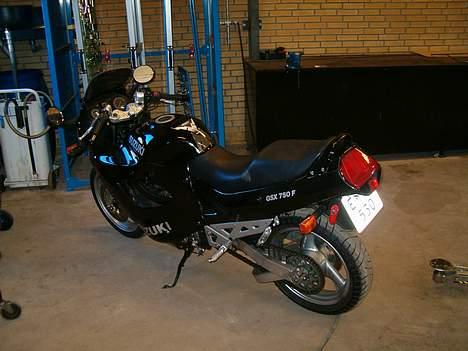 Suzuki GSX 750 F billede 4