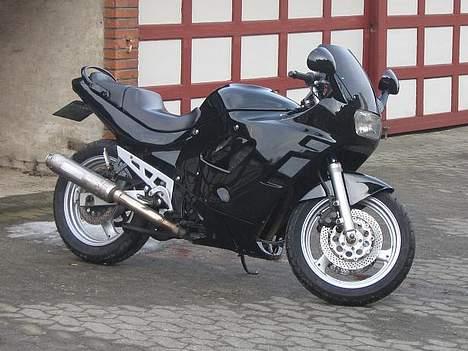 Suzuki GSX 600 F [Thisted] - den gamle kværn, min nye ses på sidste billede billede 1