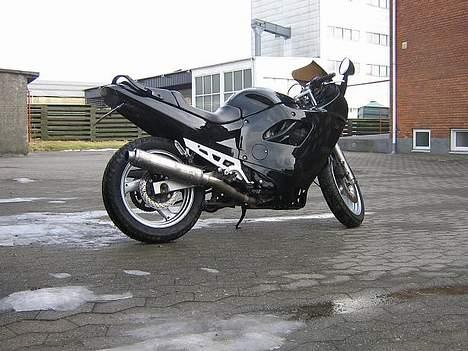 Suzuki GSX 600 F [Thisted] - den gamle kværn, min nye ses på sidste billede billede 3