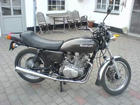 Suzuki gs 400 billede 2