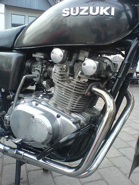 Suzuki gs 400 billede 7