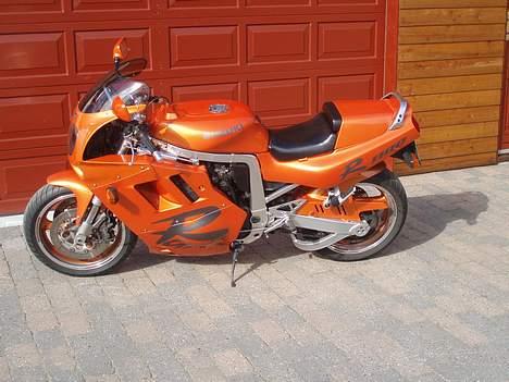 Suzuki GSXR 1100 solgt billede 6