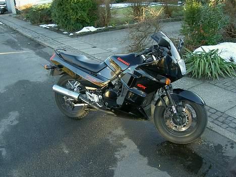 Kawasaki gpx 750r billede 1