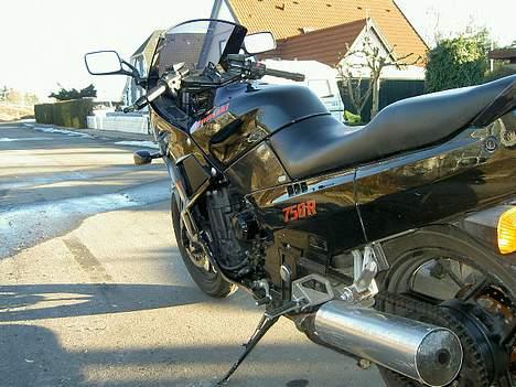 Kawasaki gpx 750r billede 9