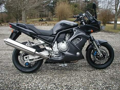 Yamaha FZS 1000 - Ny kværn en af de sidste sidekåbe var med i prisen billede 1