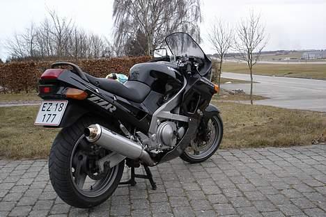 Kawasaki ZZR 600 billede 5