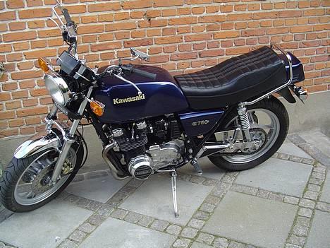 Kawasaki Z750E - Original forlygte + forreste blik på igen - sorry Tonny.. ;0) billede 10