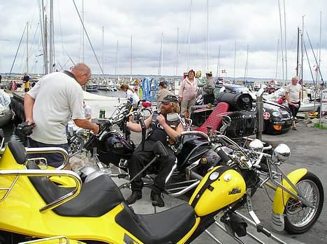 Husqvarna CR 125 - ja det er godt nok ikke min husqvarna, men fed det er den da billede 11