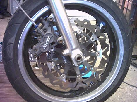 Suzuki GSX R 750 "gixxer"(SOLGT) billede 5