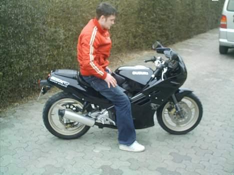 Suzuki gsxr250 solgt billede 5