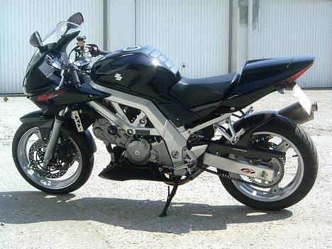 Suzuki SV650S (solgt) billede 5