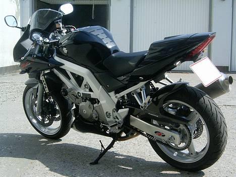 Suzuki SV650S (solgt) billede 6