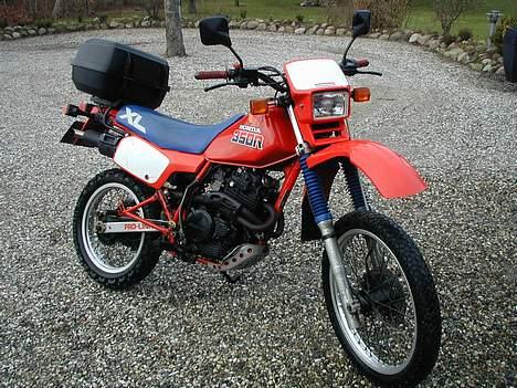 Yamaha FZS 1000 - 10 år. og 6000 km.  350ccm er lige lidt nok efter min smag. billede 4