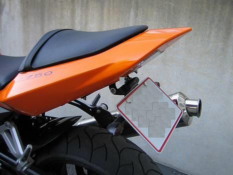 Kawasaki Z750 *SOLGT* billede 4