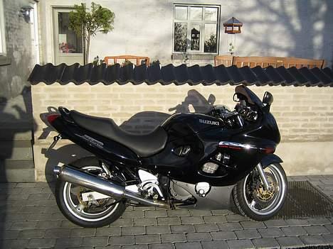 Suzuki GSX750F  (SOLGT) billede 7