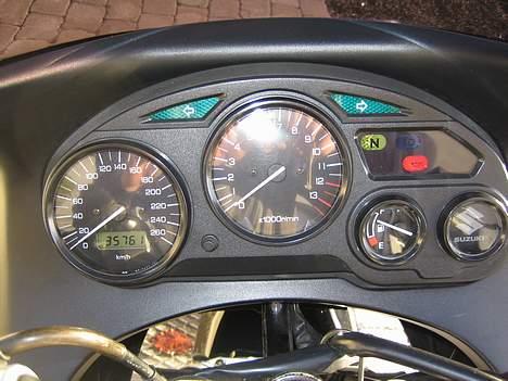 Suzuki GSX750F  (SOLGT) billede 12