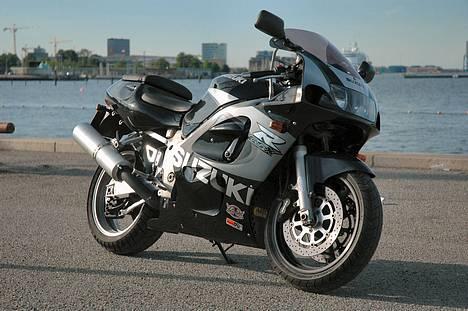Suzuki GSX-R 600 - 2006 - før omlakering billede 1