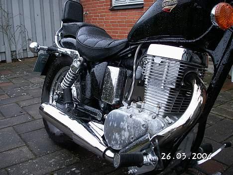 Suzuki Savage ls 650 - Mangler lidt pudsning, men gi´ den en stemme alligevel billede 1