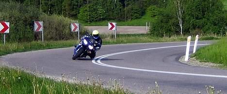 Kawasaki Z750 *SOLGT* - Leg på min gamle R6, lækker maskine :) billede 7