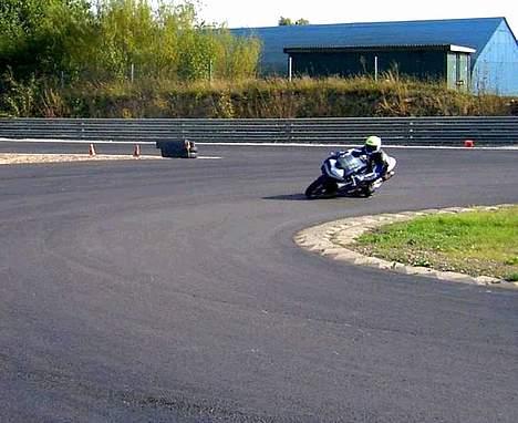 Kawasaki Z750 *SOLGT* - TLR´r på den gamle Sturup bane billede 9