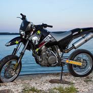 KTM 640 Supermoto