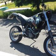 KTM 640 Supermoto