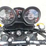 Yamaha YBR 125 (SOLGT)