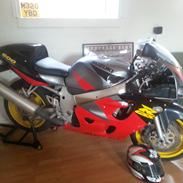 Suzuki gsxr 600 SRAD