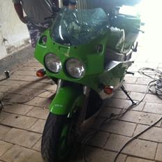 Kawasaki zxr