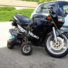 Suzuki gsx f
