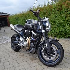 Yamaha Mt 01