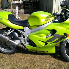 Triumph TT 600