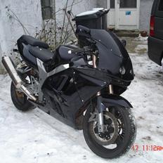 Kawasaki zx9b